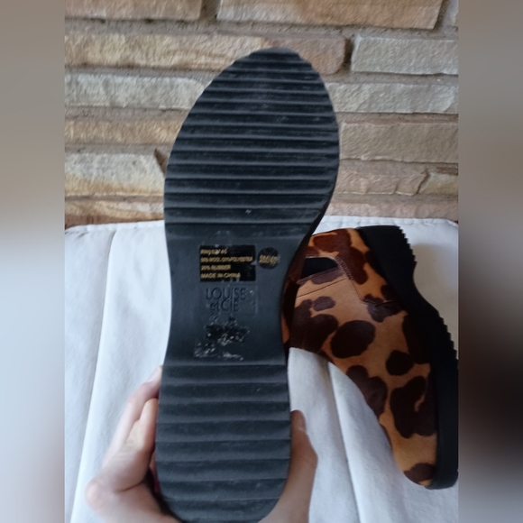 Louise et Cie Leopard Print Ankle Boots - Picture 8 of 10